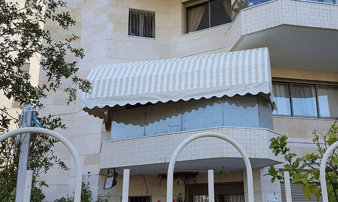 Image hover effect image